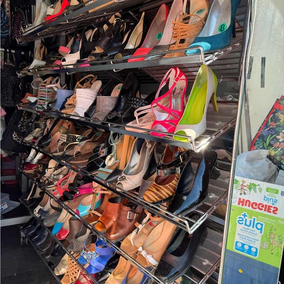 Meet your Posher, Jesse - Picture 1 of 1